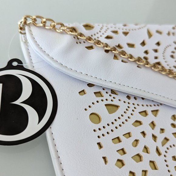 NWT White and Gold Pochette - Picture 6 of 8